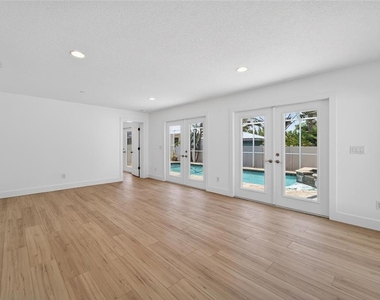 4810 Del Rio Way S - Photo Thumbnail 28