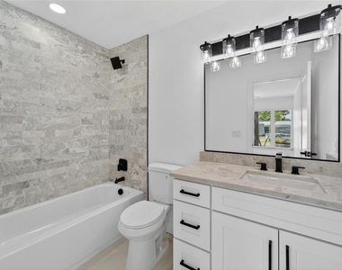 4810 Del Rio Way S - Photo Thumbnail 23