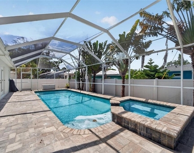 4810 Del Rio Way S - Photo Thumbnail 44