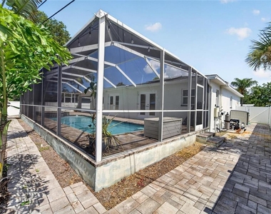 4810 Del Rio Way S - Photo Thumbnail 47