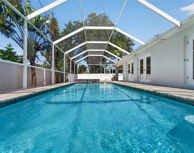 4810 Del Rio Way S - Photo Thumbnail 45