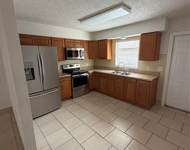 2461 Chestnut Woods Drive - Photo Thumbnail 3
