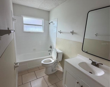 2461 Chestnut Woods Drive - Photo Thumbnail 13