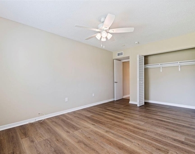 4595 Chancellor Street Ne - Photo Thumbnail 18