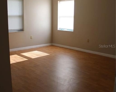 3522 W Price Avenue - Photo Thumbnail 9