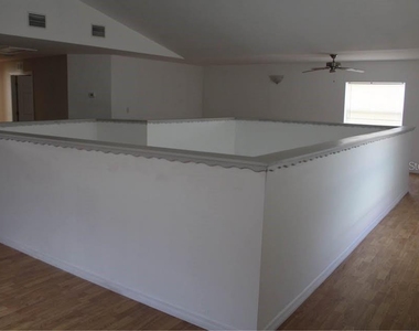 3522 W Price Avenue - Photo Thumbnail 6