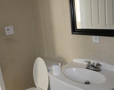 3522 W Price Avenue - Photo Thumbnail 5