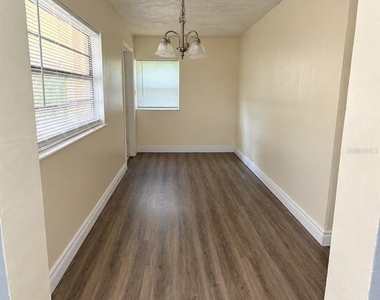 1804 Riley Avenue - Photo Thumbnail 7