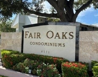 3802 N Oak Drive - Photo Thumbnail 1