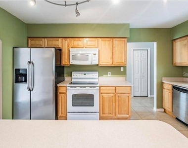 7807 Garrison Street - Photo Thumbnail 16
