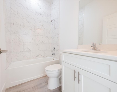 9298 N Mendoza Way - Photo Thumbnail 17