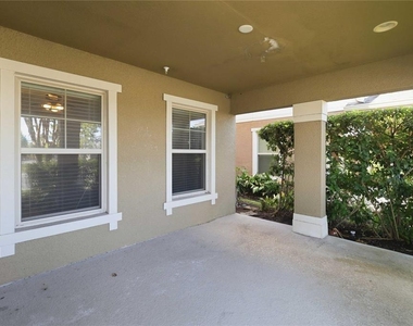 10546 Green Ivy Lane - Photo Thumbnail 4