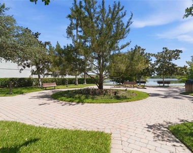 10546 Green Ivy Lane - Photo Thumbnail 48