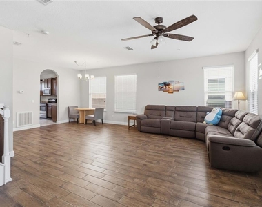 10546 Green Ivy Lane - Photo Thumbnail 27