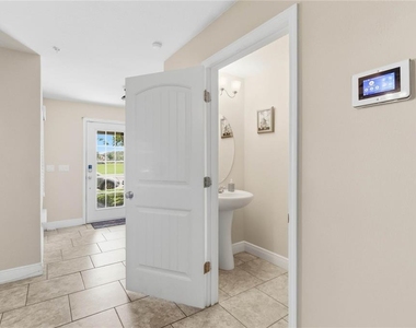10546 Green Ivy Lane - Photo Thumbnail 12