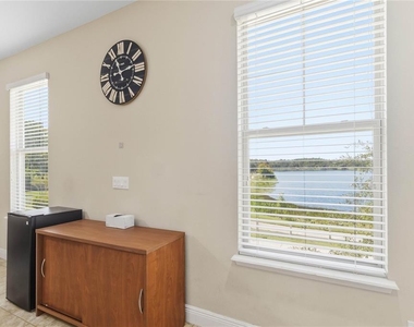 10546 Green Ivy Lane - Photo Thumbnail 18