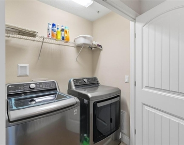 10546 Green Ivy Lane - Photo Thumbnail 38