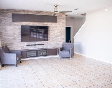4903 Rockvale Drive - Photo Thumbnail 5