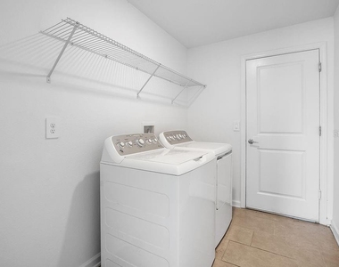 1238 Fury Street - Photo Thumbnail 15