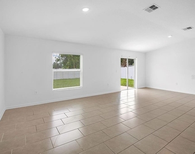 1238 Fury Street - Photo Thumbnail 6