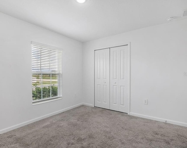 1238 Fury Street - Photo Thumbnail 8