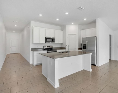 1238 Fury Street - Photo Thumbnail 5