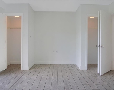 2362 Burnway Road - Photo Thumbnail 16