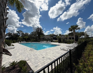 2230 Nw 23rd Loop - Photo Thumbnail 11