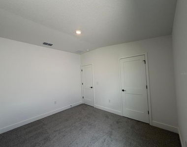 2230 Nw 23rd Loop - Photo Thumbnail 6