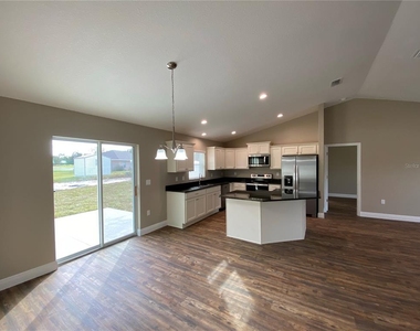4764 Sw 139th Lane - Photo Thumbnail 7