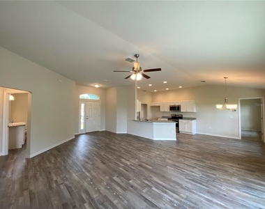 5272 Sw 129th Place - Photo Thumbnail 2