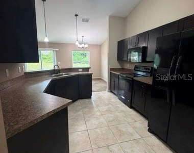 17425 Sw 25th Court - Photo Thumbnail 3