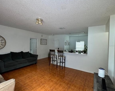 607 Maricopa Drive - Photo Thumbnail 3