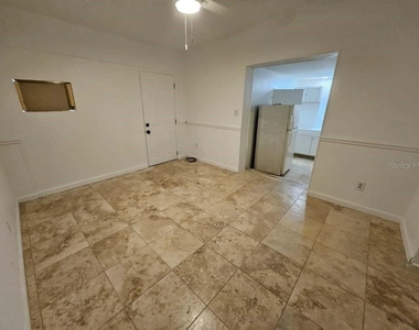 7406 Nolton Way - Photo Thumbnail 5