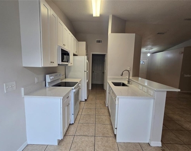 1850 Marysville Drive - Photo Thumbnail 12