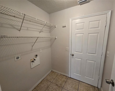 1850 Marysville Drive - Photo Thumbnail 11