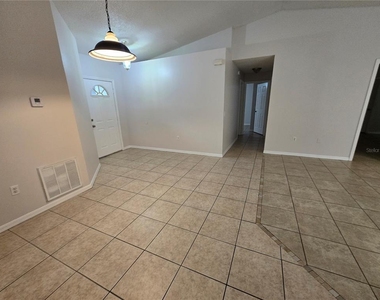 1850 Marysville Drive - Photo Thumbnail 6