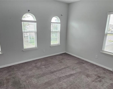 202 Aberdeen Street - Photo Thumbnail 18