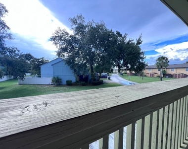 7487 Canford Court - Photo Thumbnail 4