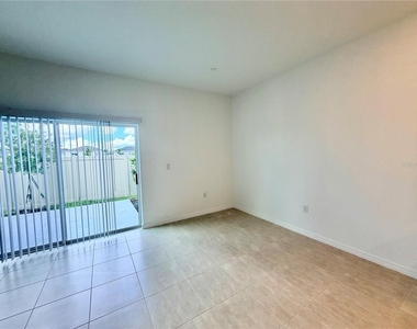 2627 Balmerino Way - Photo Thumbnail 8