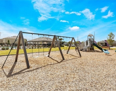 1410 Isleta Loop - Photo Thumbnail 20