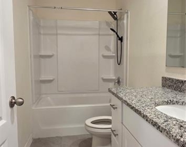 1410 Isleta Loop - Photo Thumbnail 6