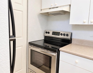 2302 Midtown Terrace - Photo Thumbnail 8