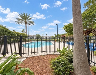 2302 Midtown Terrace - Photo Thumbnail 12