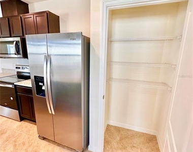 1020 Chasetree Lane - Photo Thumbnail 11