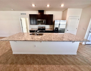 1020 Chasetree Lane - Photo Thumbnail 6