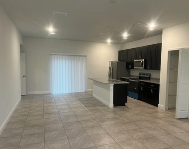 2343 W Swanson Drive - Photo Thumbnail 2