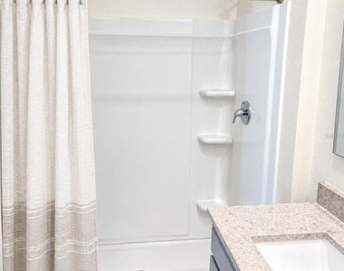 1011 Bear Hammock Drive - Photo Thumbnail 13