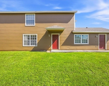 207 Australian Way - Photo Thumbnail 1