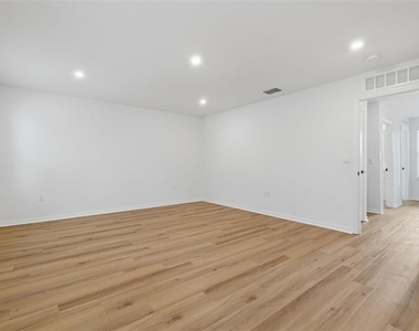 604 Del Aire Court - Photo Thumbnail 17